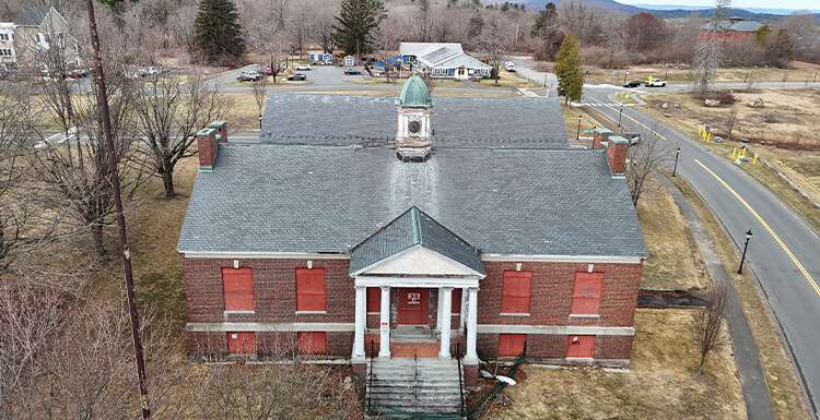 https://www.massdevelopment.com/assets/portfolio/available-properties/Carriage-Grove-Admin-Building.jpg